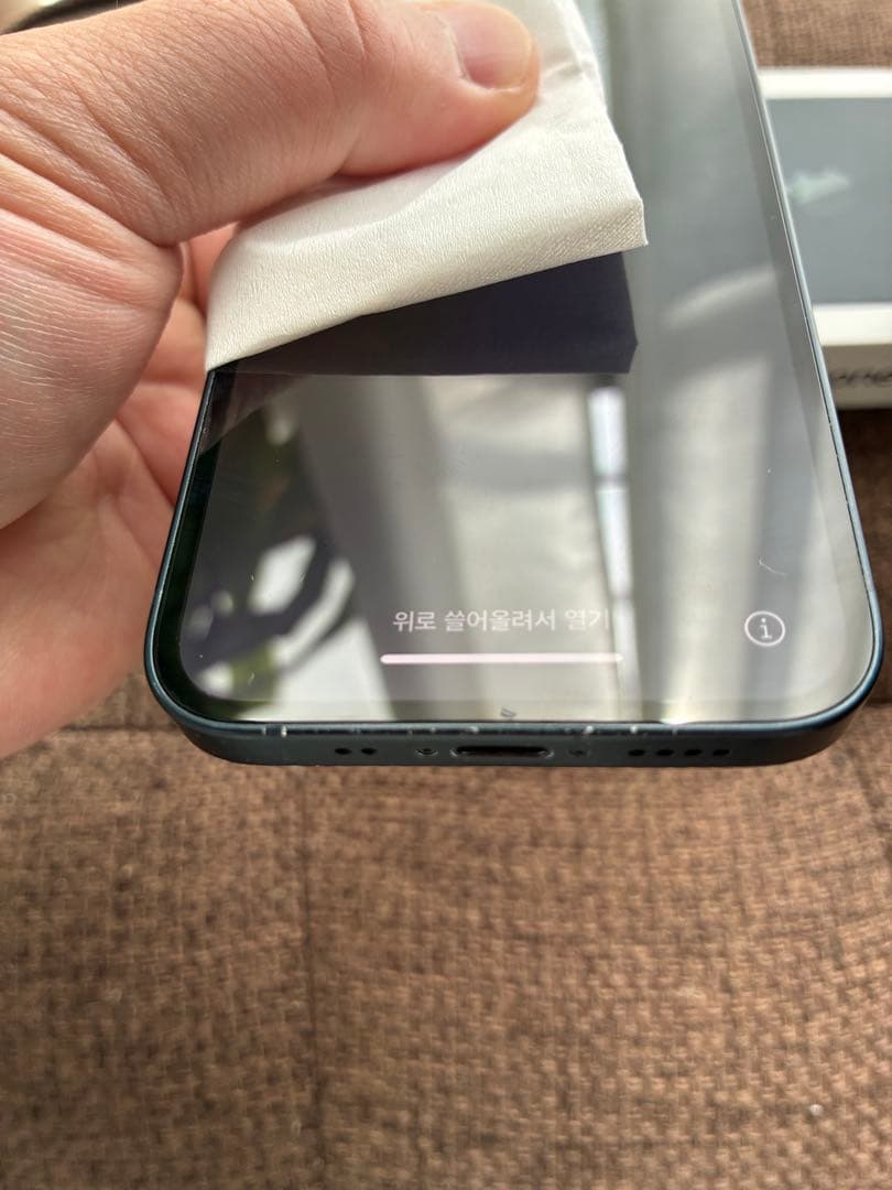 Apple iPhone 13 mini ブラック 本体　ふさ