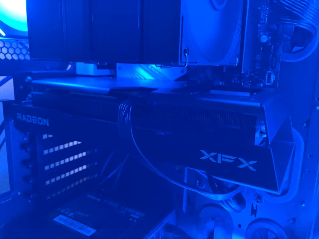 グラフィックボード・グラボ・ビデオカード XFX RX 9060 XT OC 16GB Gaming Edition