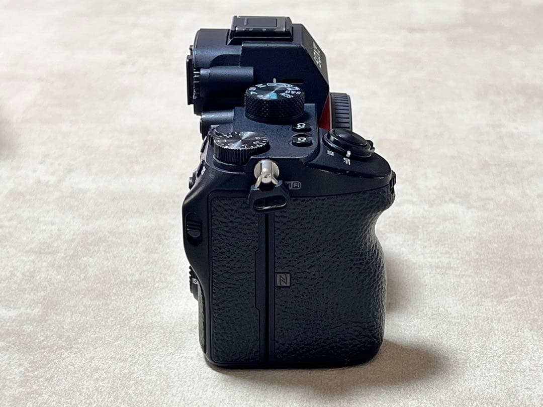SONY α7 III ミラーレスカメラ 本体とアクセサリー