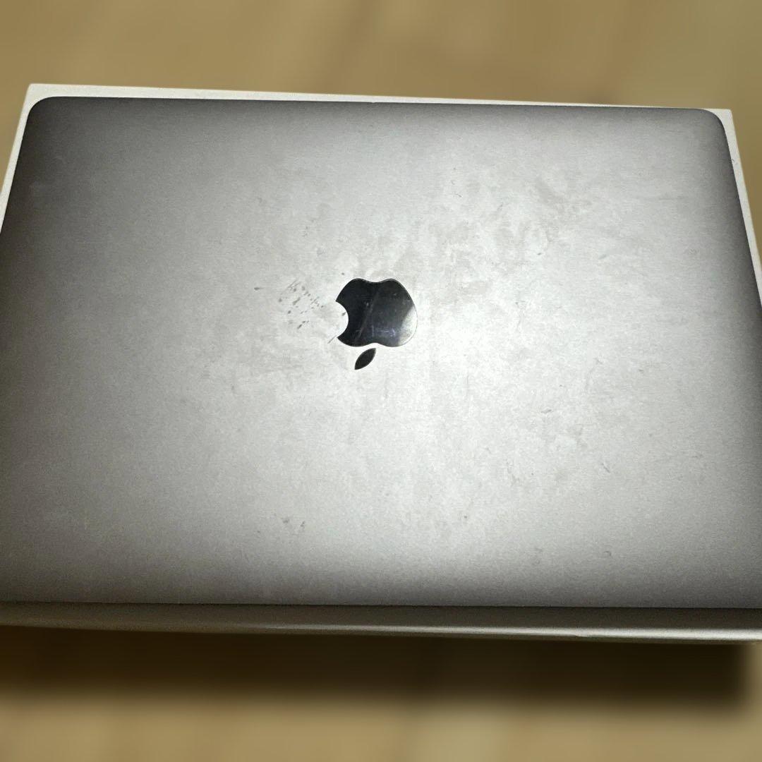 MacBook本体 Mac book pro 13-inch 2018