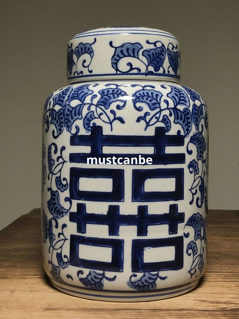 釉下彩纏枝花青花双喜茶壺 景徳鎮 陶磁器 装飾品 現代工芸品 美術品 置物