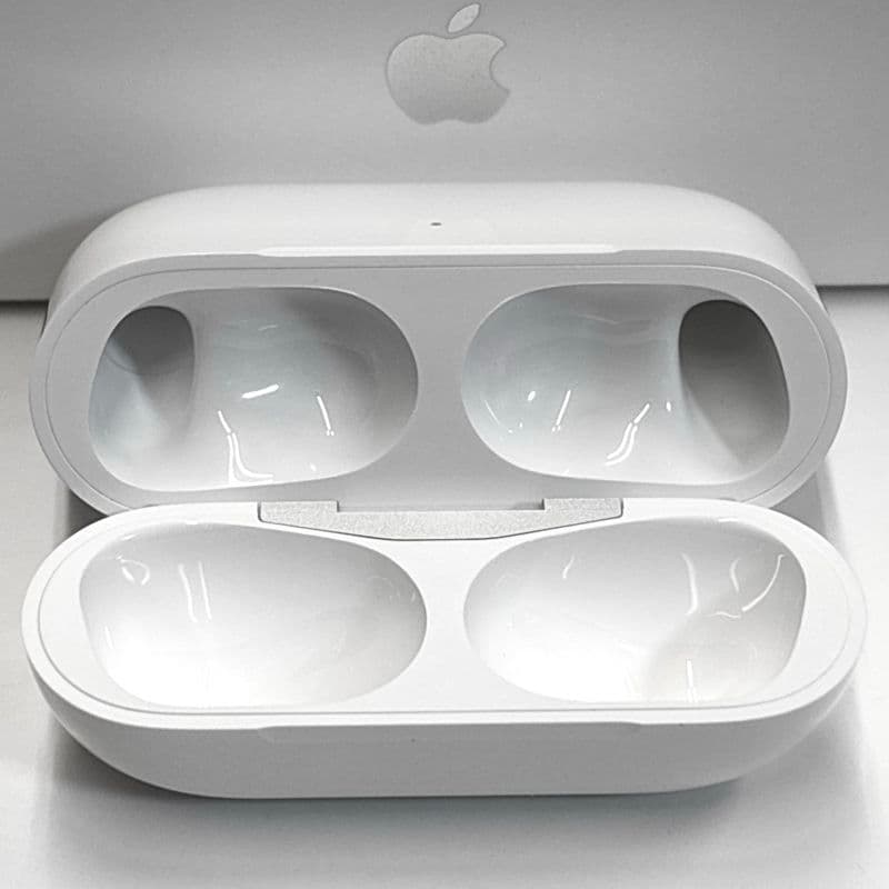 美品Apple AirPods Pro(第2世代) USB-Type C 292