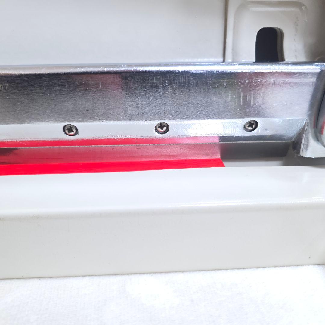 637 ダイシン商事 業務用 ペーパーカッター DS-858A4　大裁断機 A4