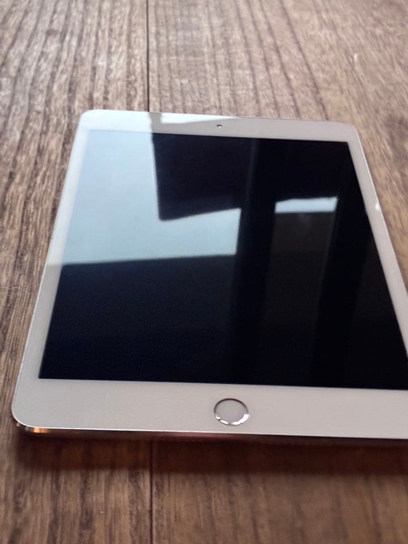 Apple iPad mini 4 Wi-Fi 32GB 美品