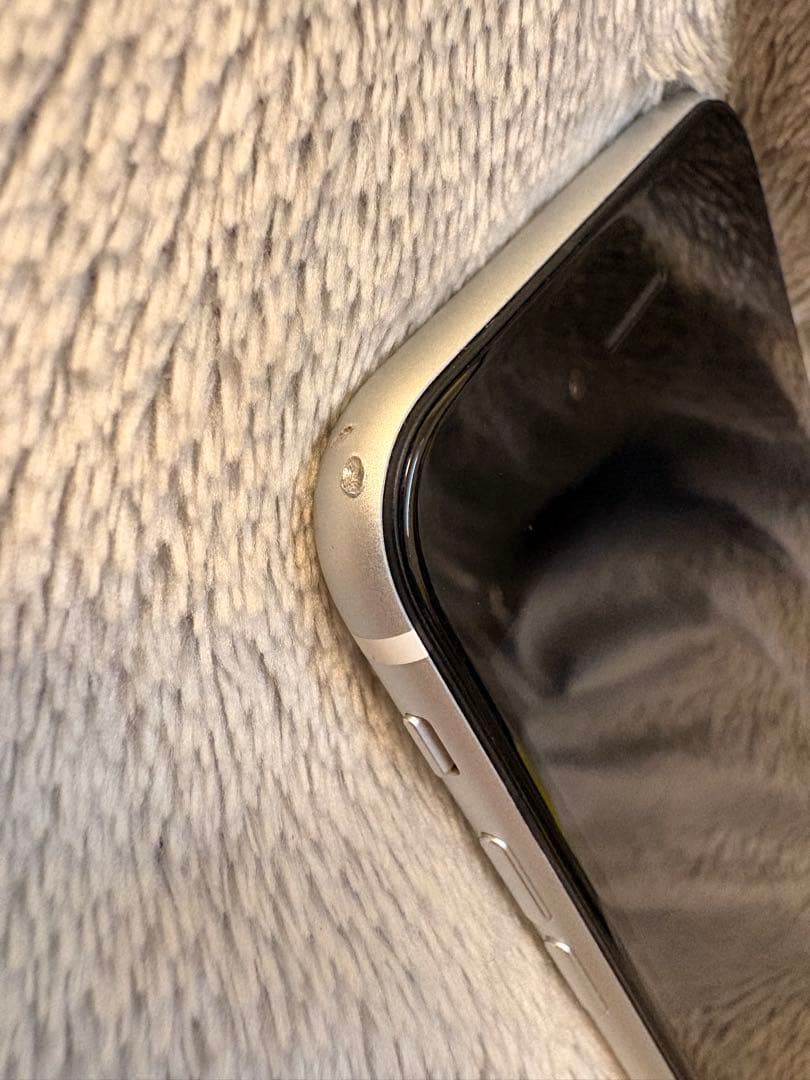 iPhone SE2 ホワイト本体