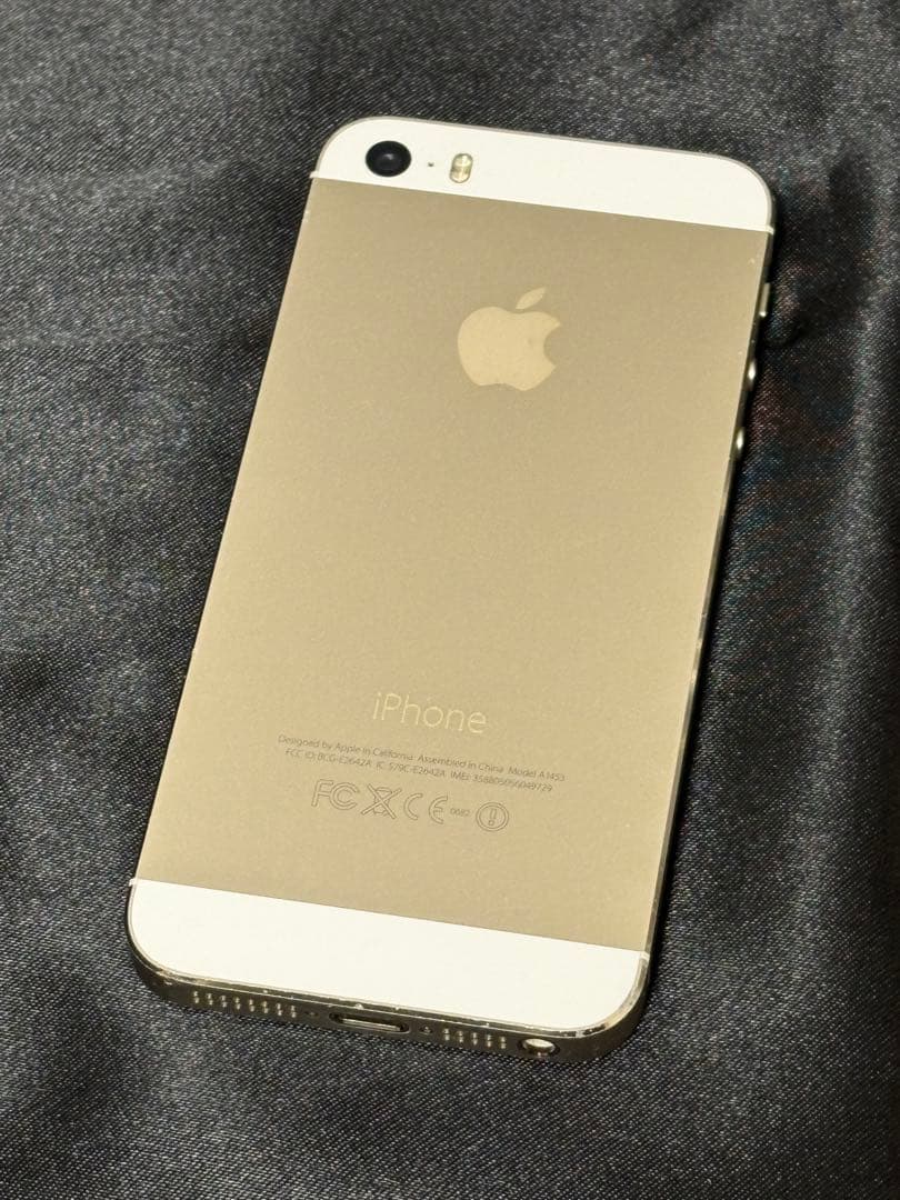 ドコモiPhone5s 本体 美品　ゴールドApple 動作良好　エアドロ可