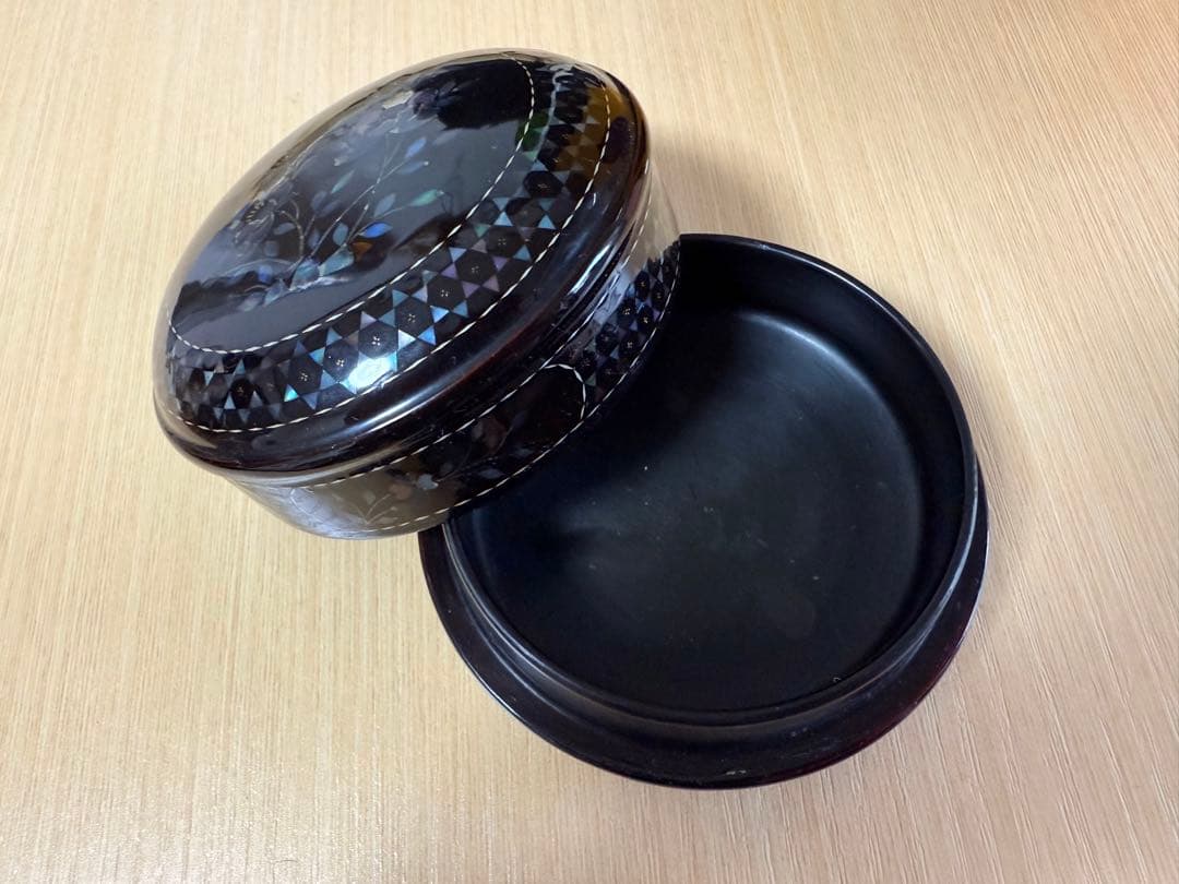 螺鈿漆器　香合