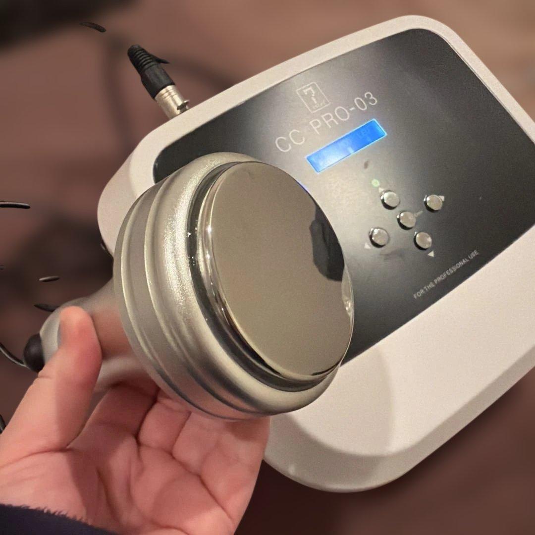CC PRO-03 キャビテーション　痩身機器