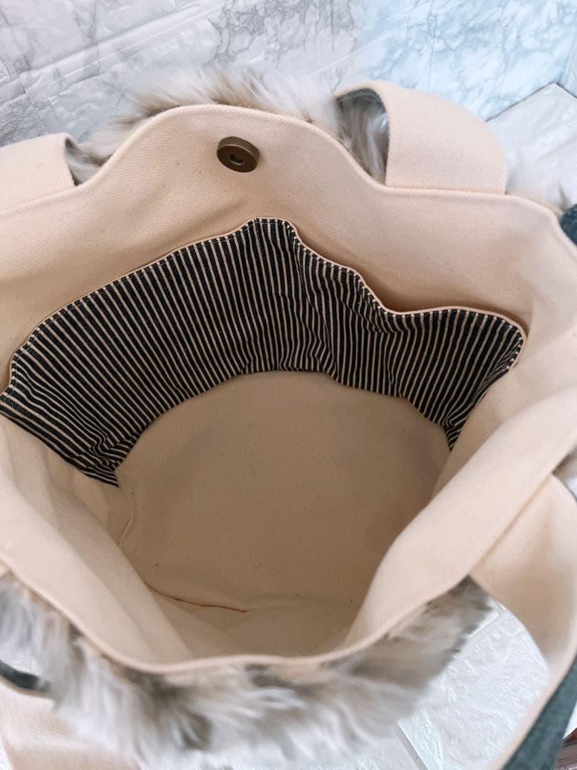 4✳B様♡専用 ポーチ付き♡リメイクデニムファートートバッグ(^^)