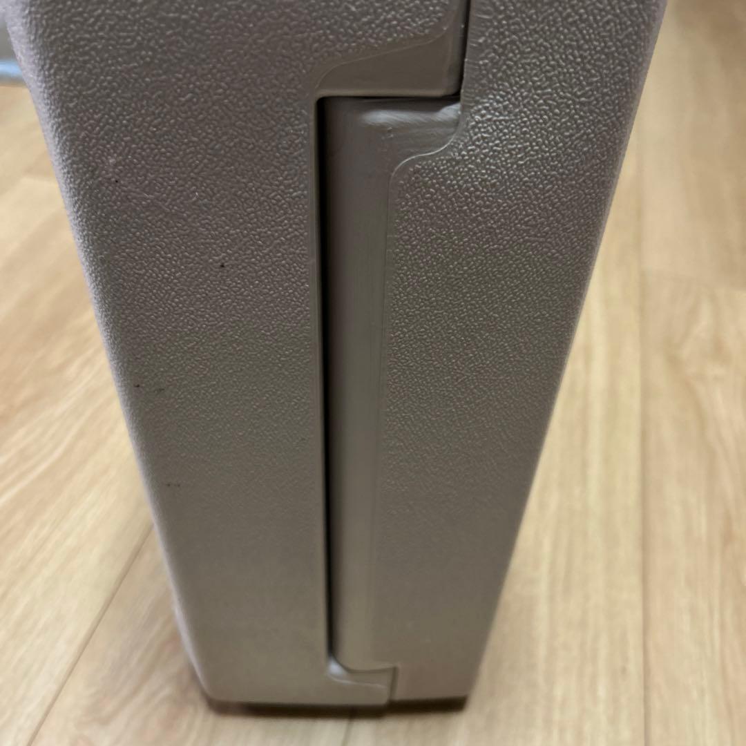 SentrySafe セキュリティケース 型番16 鍵式 グレー