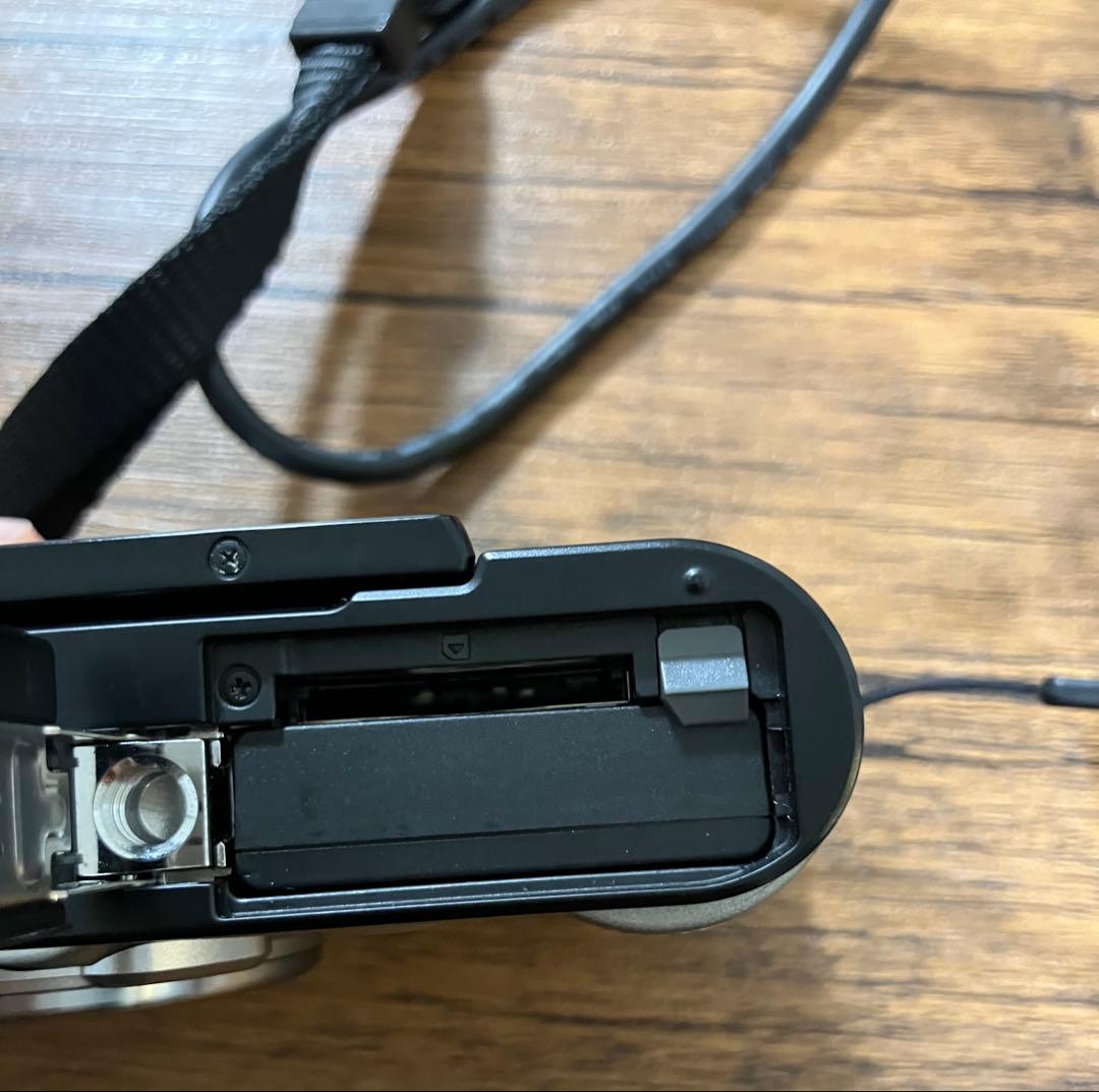 CASIO EXILIM EX-ZR1600 コンパクトデジタルカメラ