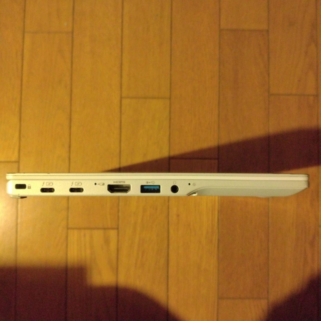 ノートPC 本体　充電ケーブル　LANケーブル　PCケース付