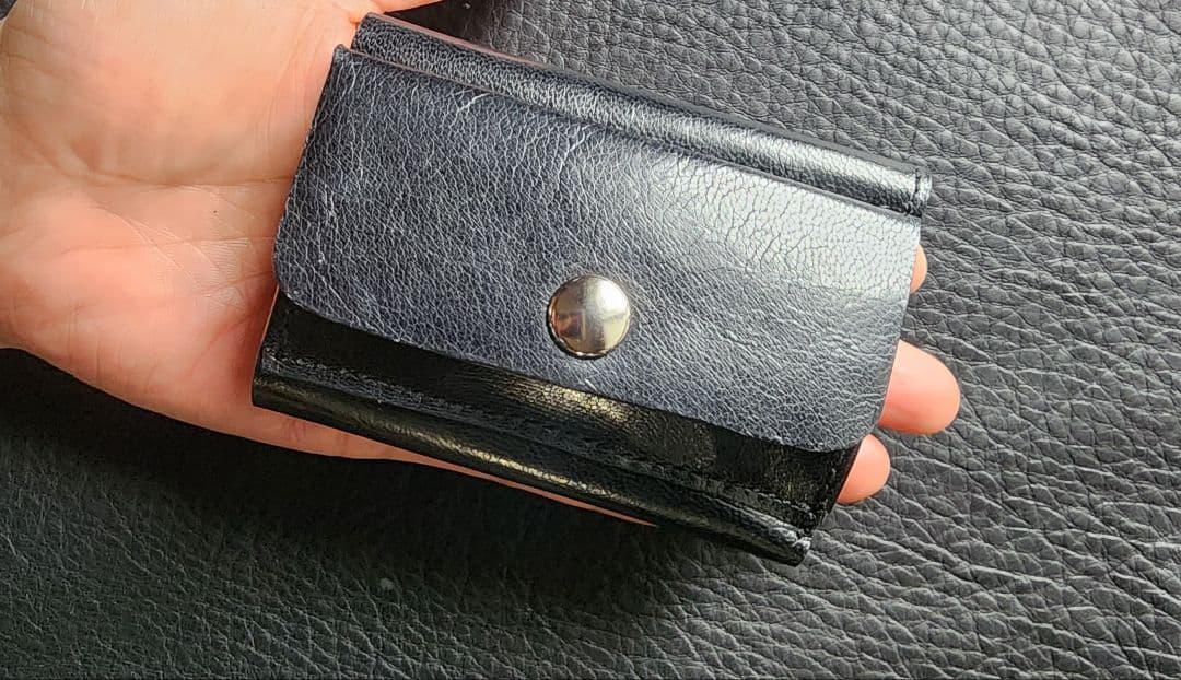 財布の日おすすめ　 超薄型ゴート革ミニ財布