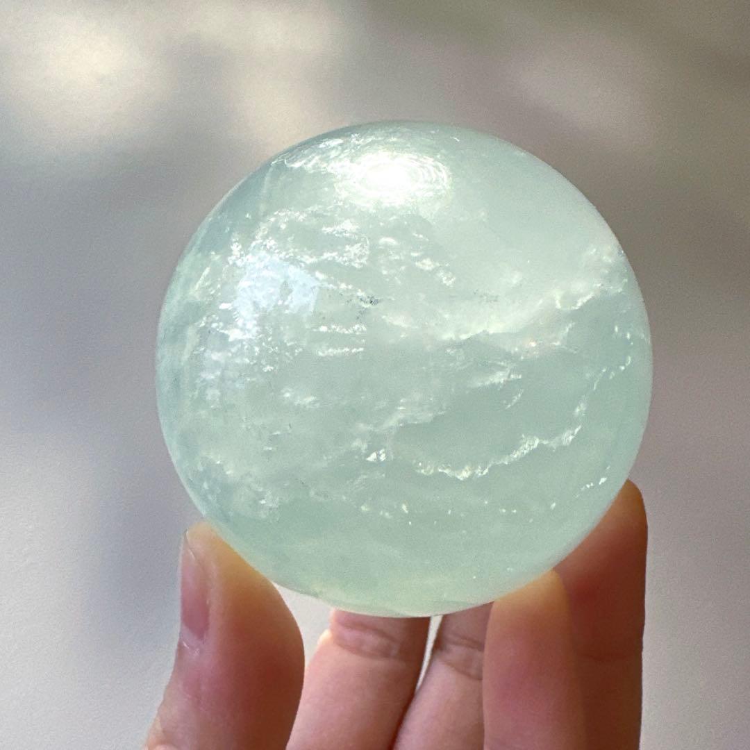 ブルーフローライト　スフィア　55.5g7.5㎝　フローライト　ミントスカイブル