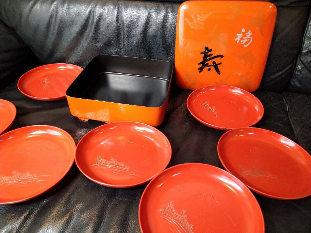 ♥希少・５５年前レアヴィンテージ品 ⬛縁起柄・金彩福寿絵柄重箱1箱取皿7枚付