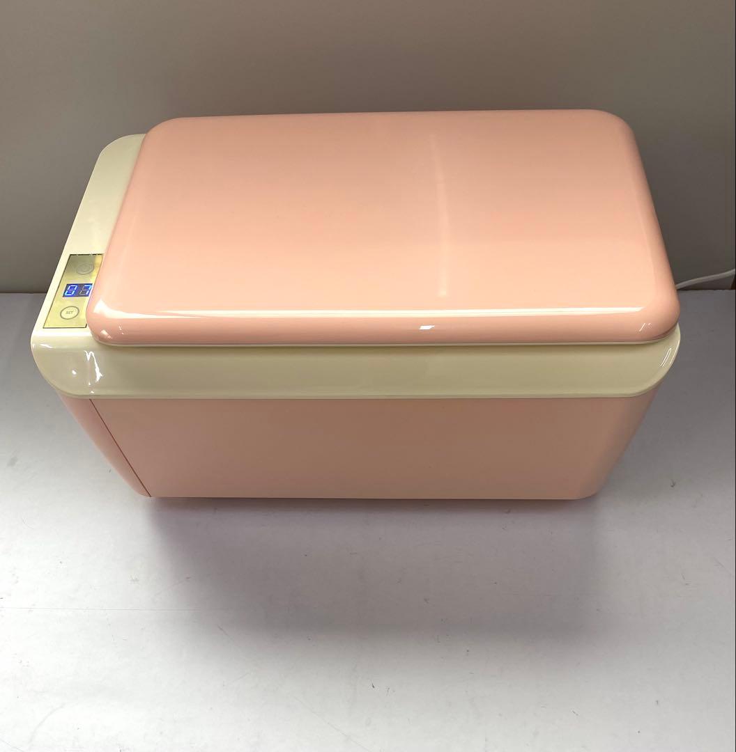 ビューティー冷蔵庫 11L 鏡付き CC-12WB/HC-11BG