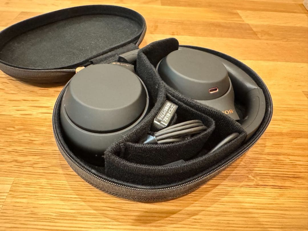 美品 SONY WH-1000XM4（B） ワイヤレスノイズキャンセリング