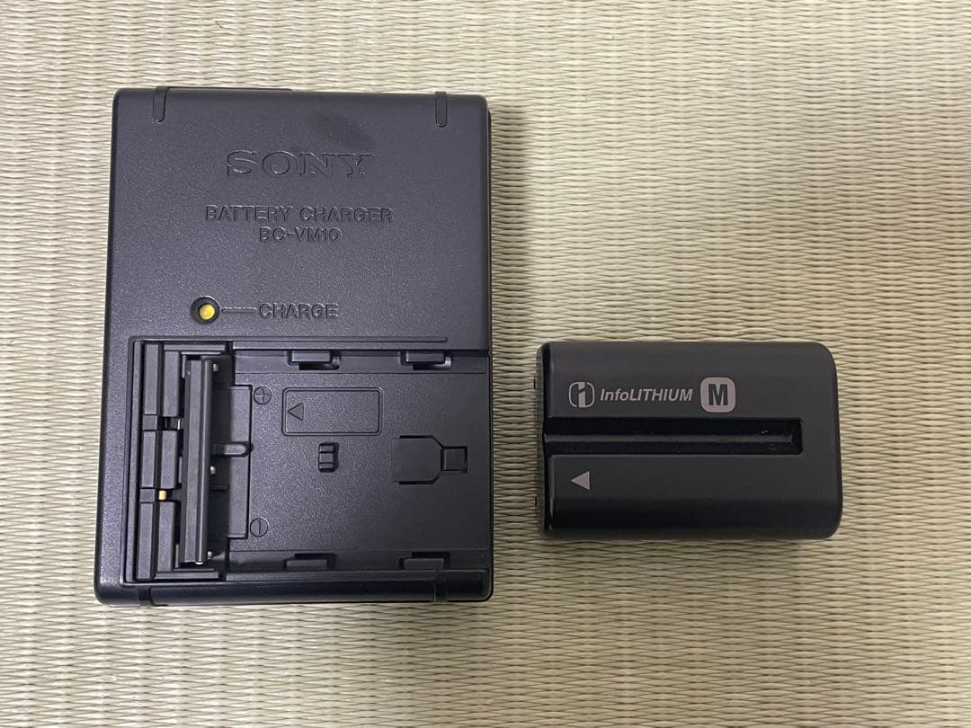 SONY α350 デジタル一眼レフカメラ 本体　レンズ付き　即日発送！