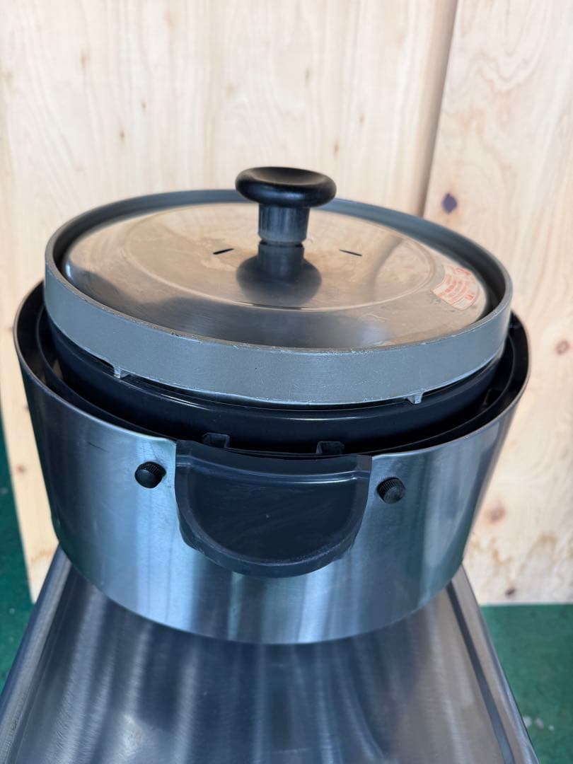 2014年 リンナイガス炊飯器 都市ガス3L(1.6L)