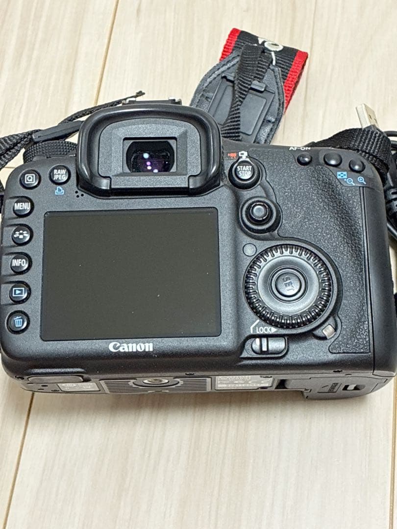 Canon 一眼レフカメラ ボディ EOS 7D