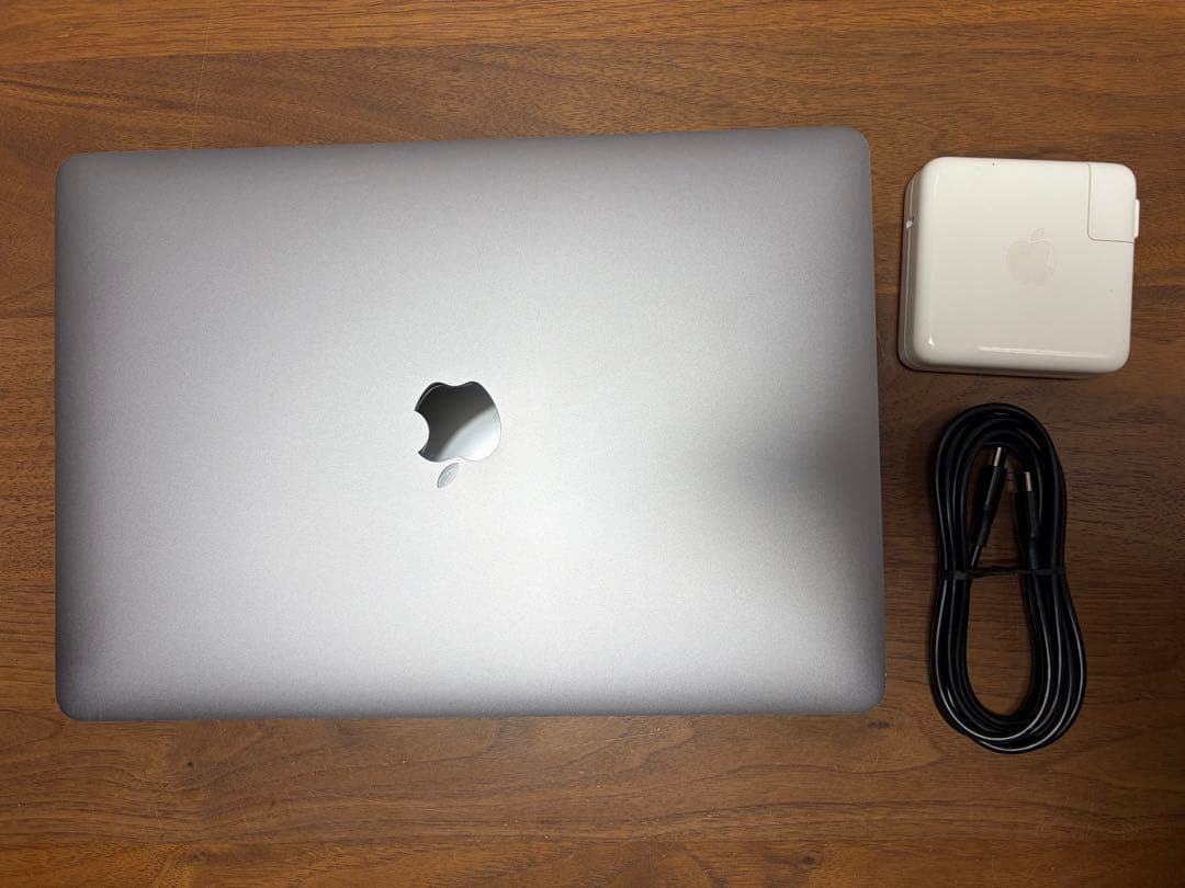 美品&大容量❗️MacBook Pro 2020 M1 グレイ512GB