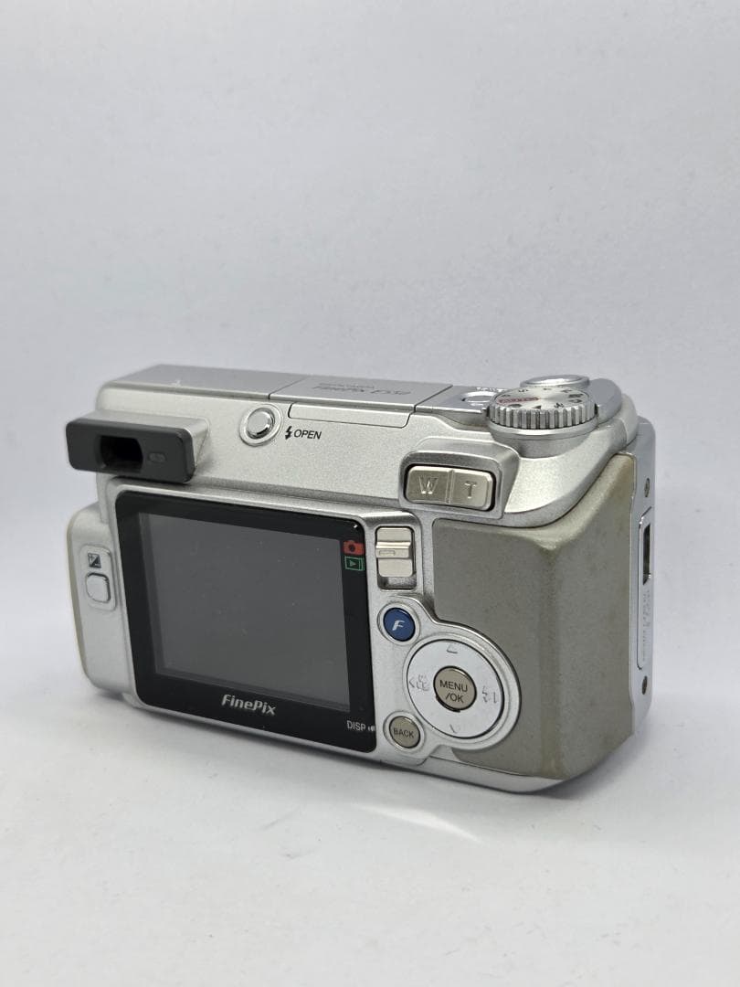 【希少品】FUJIFILM FinePix E550 単３電池駆動