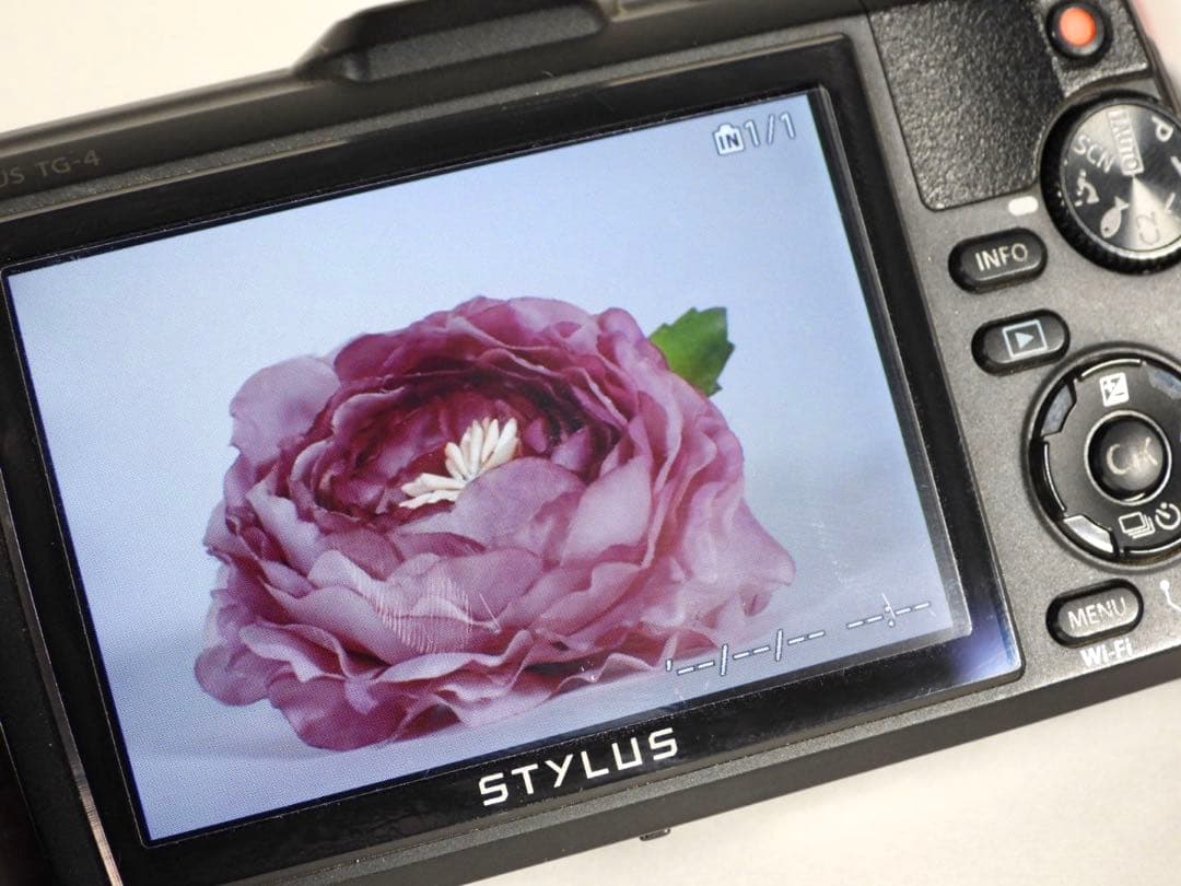 オリンパス OLYMPUS Stylus Tough TG-4 デジタルカメラ