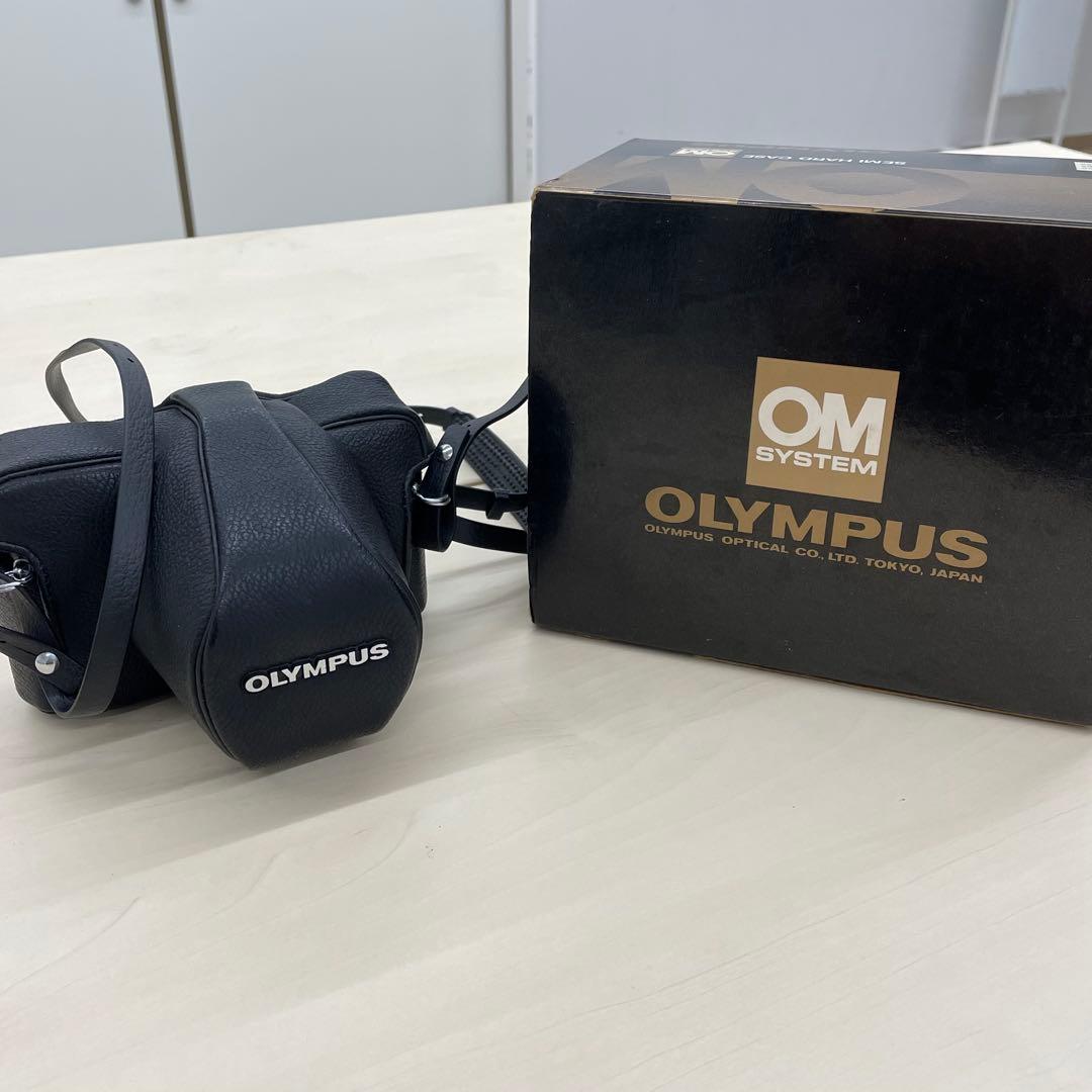 オリンパス　カメラ　OM-1