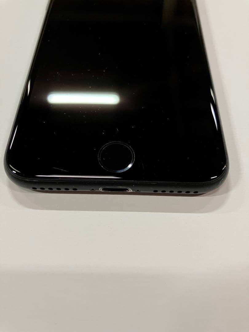 Apple iPhone 7 125G 黒　良品　即日発送　バッテリー100%