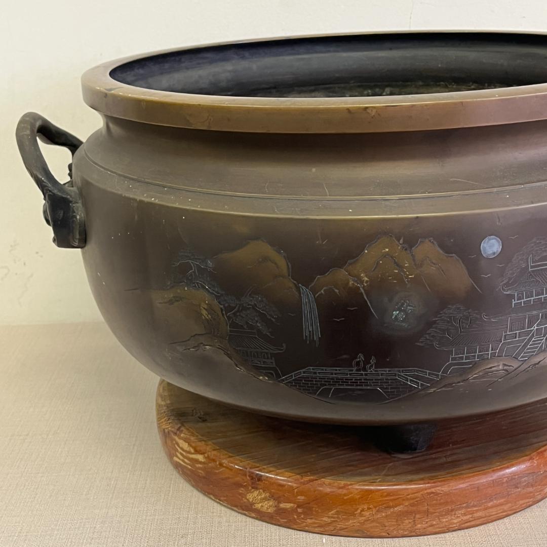 43 銅・真鍮系 山水図 火鉢 レトロ アンティーク インテリア 直径約40cm