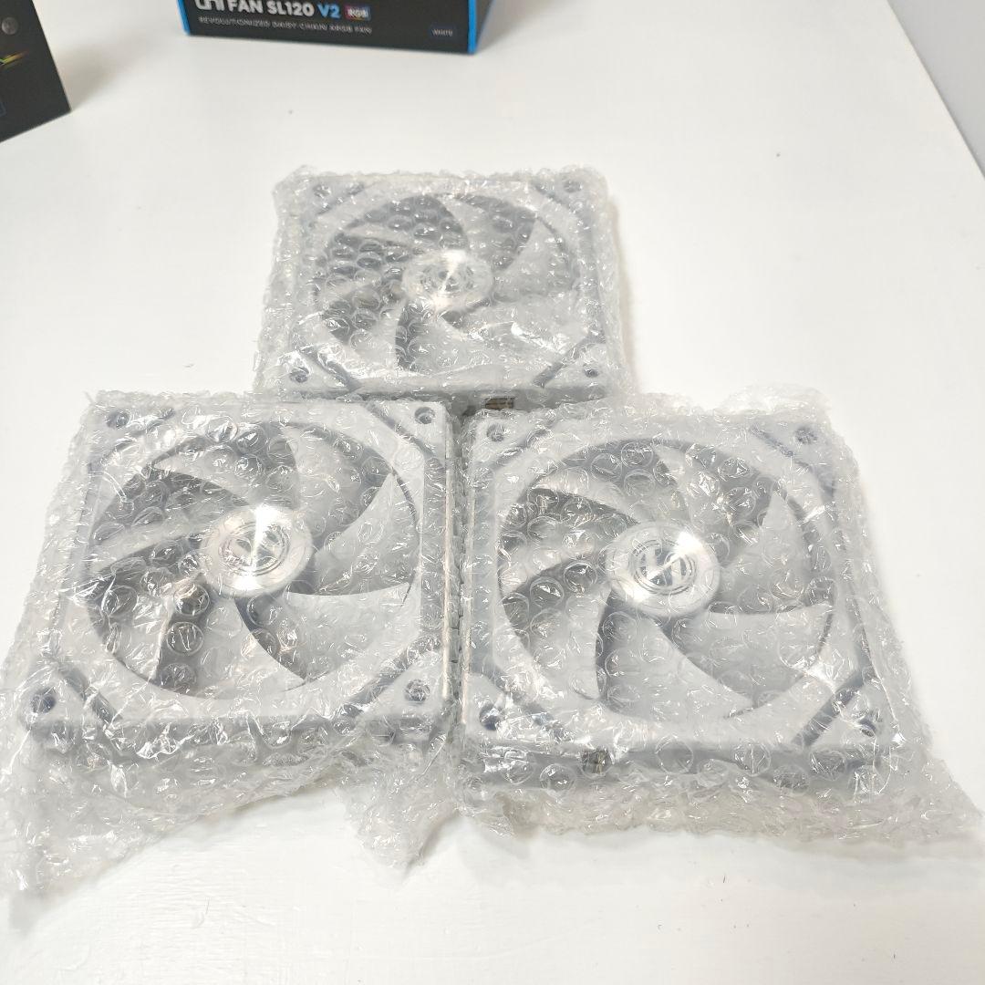 LIANLI uni FAN SL120 V2 RGB WHITE ケースファン