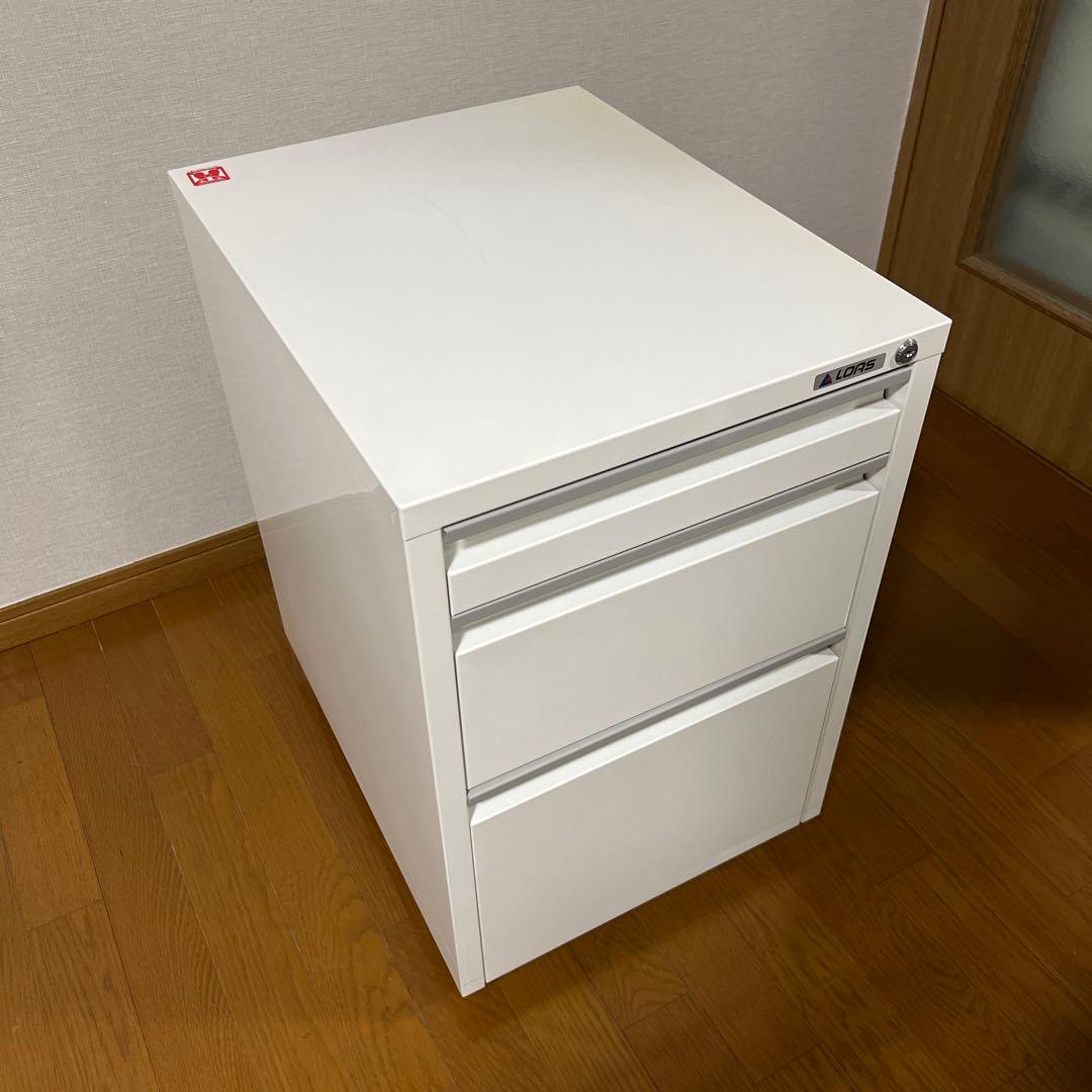 ホワイト 鍵付きスチールキャビネット デスク用ワゴン 引き出し3つ キャスター付