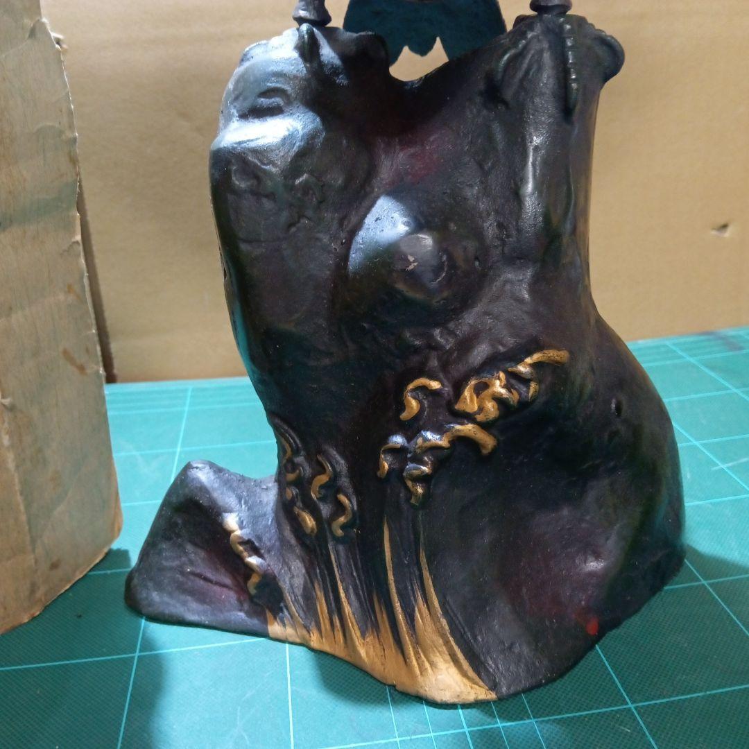 鳥の金属彫刻　仏教美術 古鉄製 仏像 3キロ以上