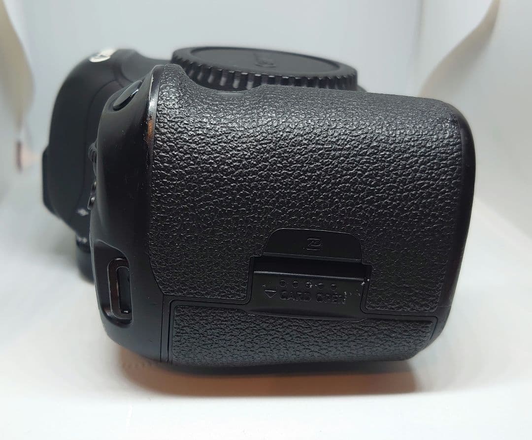 最終値下げ・Canon EOS 5D Mark IV 本体