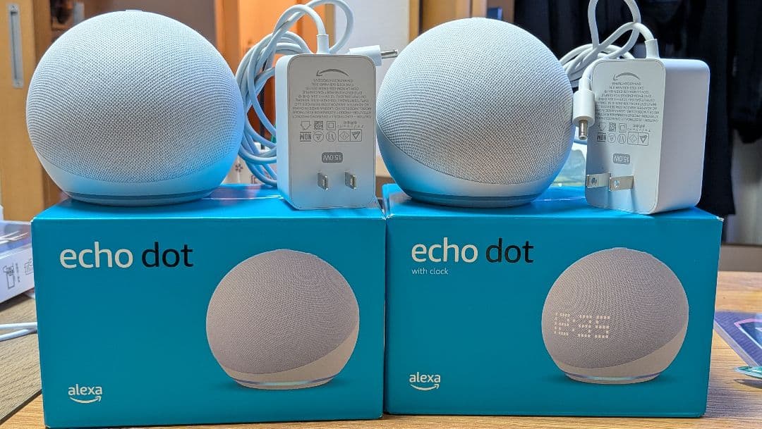 Echo Dot with Clock + Echo Dot（第5世代）