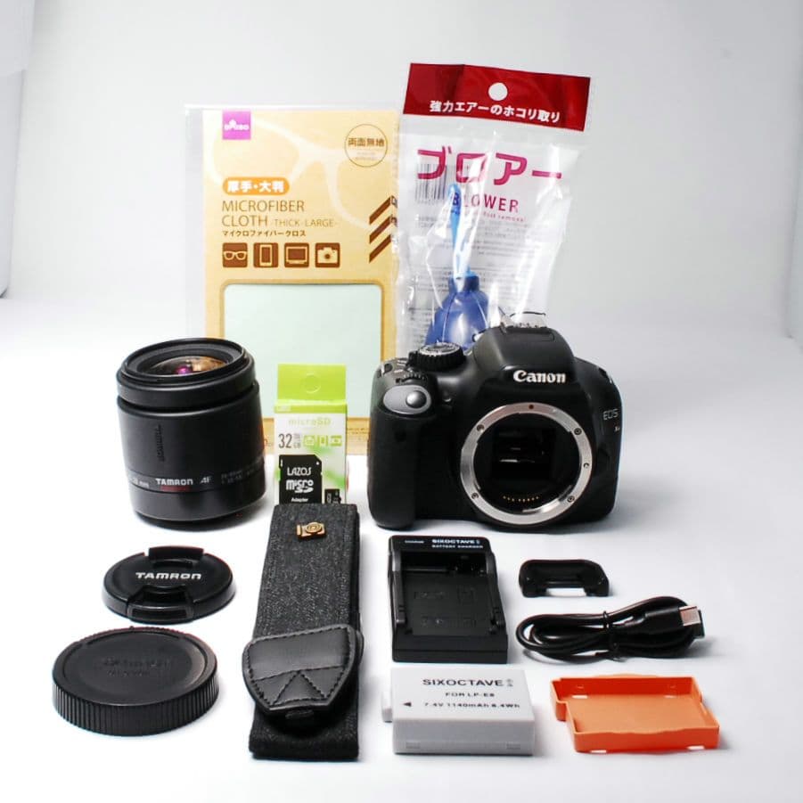 ①b Canon EOS Kiss X4 レンズ付き 一眼レフ 軽量モデル✨️