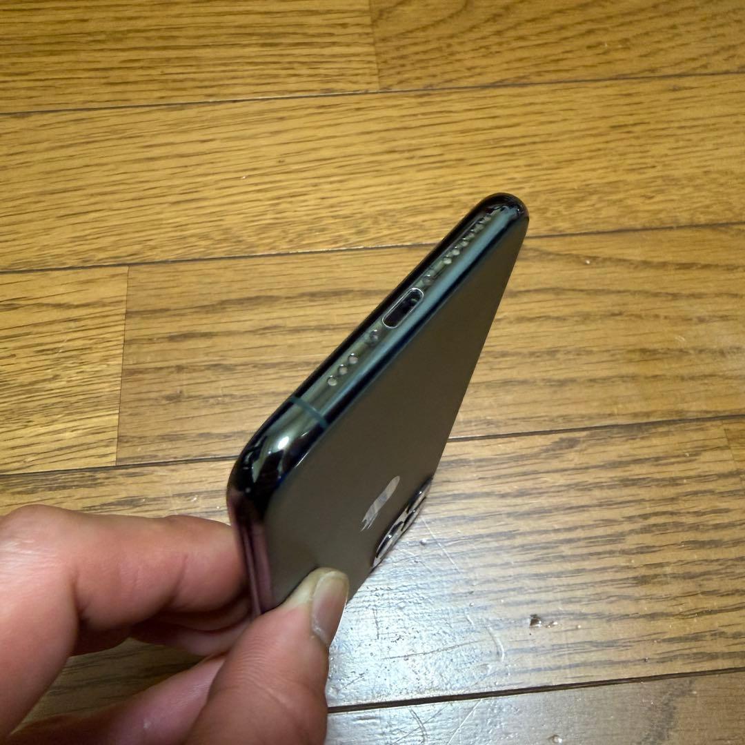iPhone 11 Pro 256GB (本体+防水ケース保護フィルム付き)