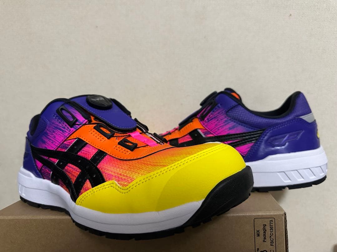 新品未使用 希少限定カラー ASICS 安全靴 CP209　26.5cm