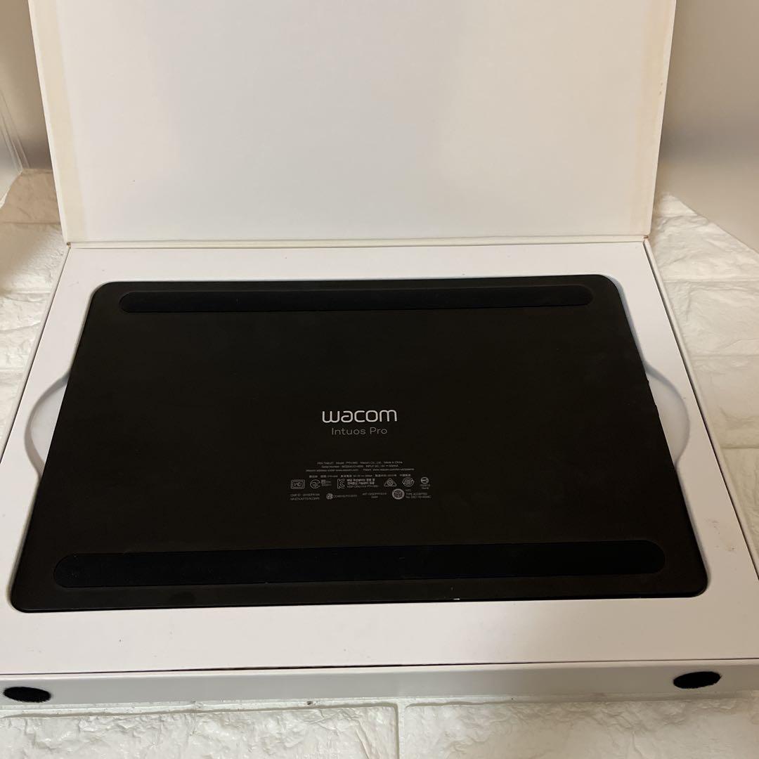 Wacom Intuos Pro Paper Edition ペンタブレット