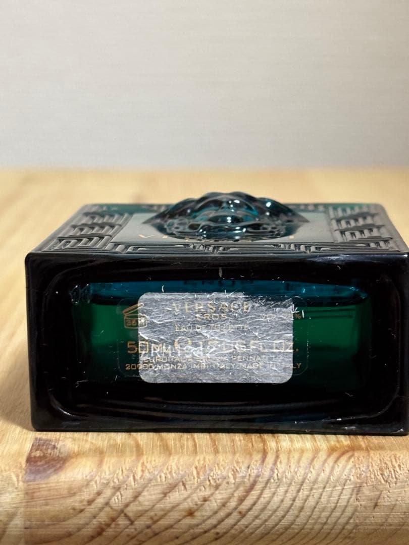 VERSACE EROS 香水 ヴェルサーチ　エロス　50ml