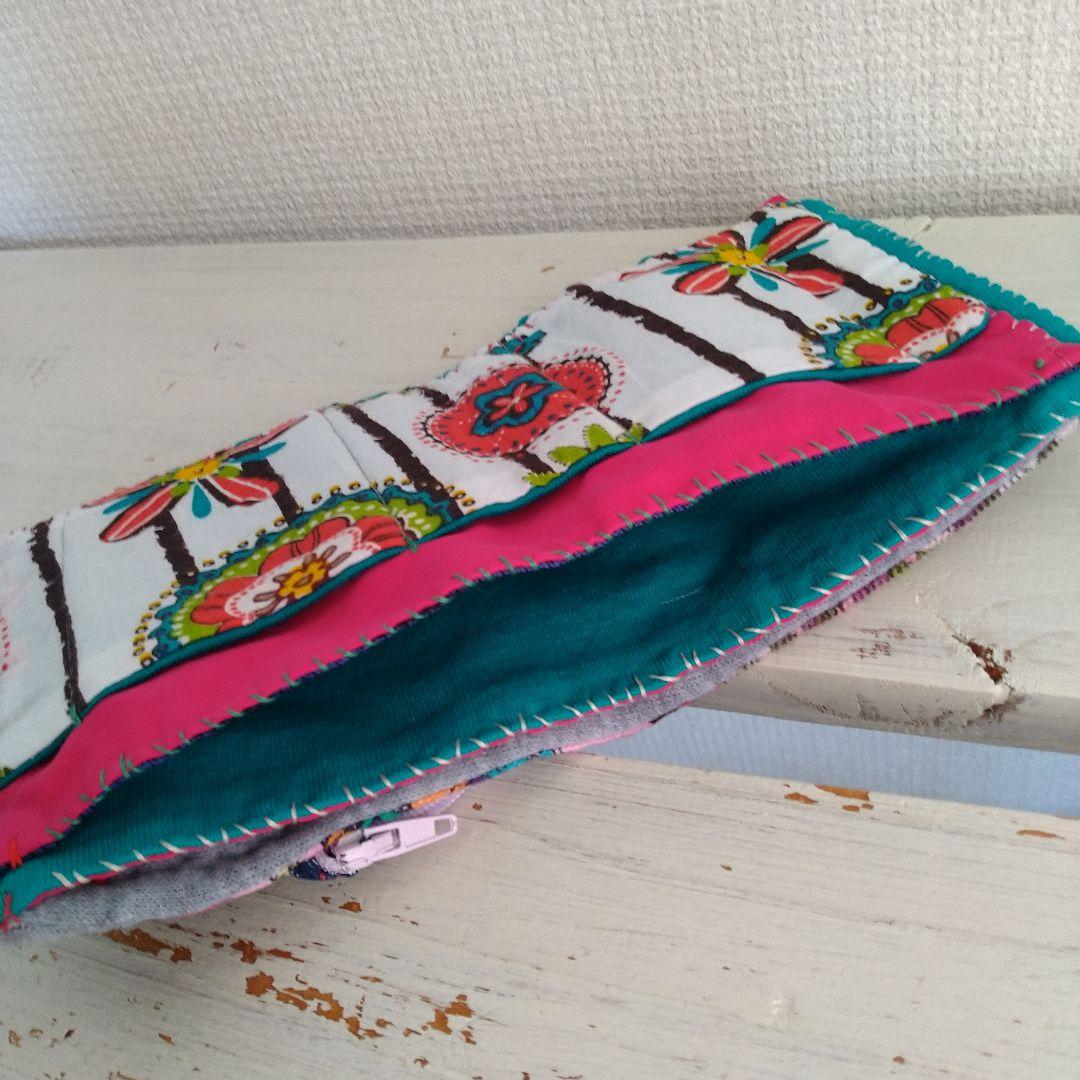 handmade☆いろいろパッチのお財布。折り畳みデザイン