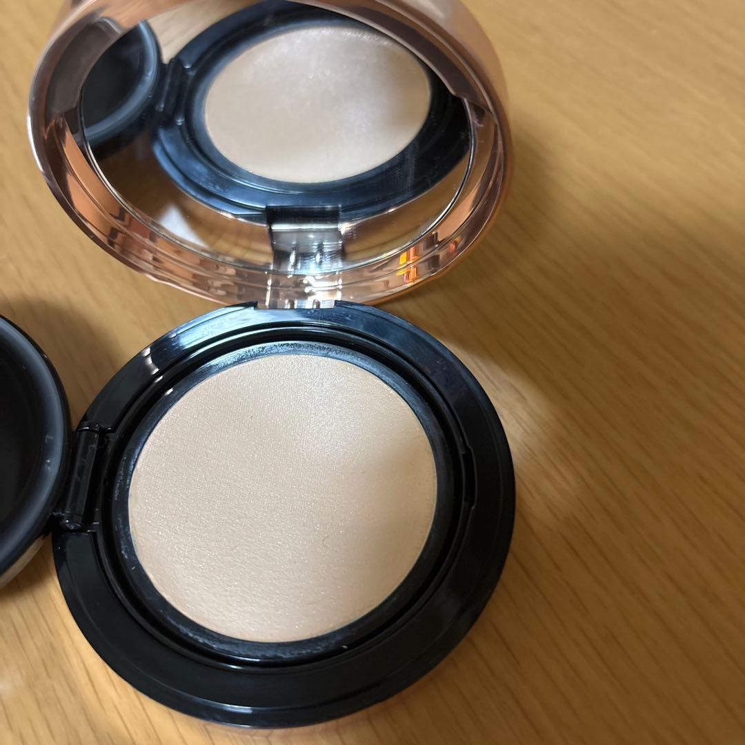 ファンデーション YSL Touche Eclat Glow-Pact Cushion 12g