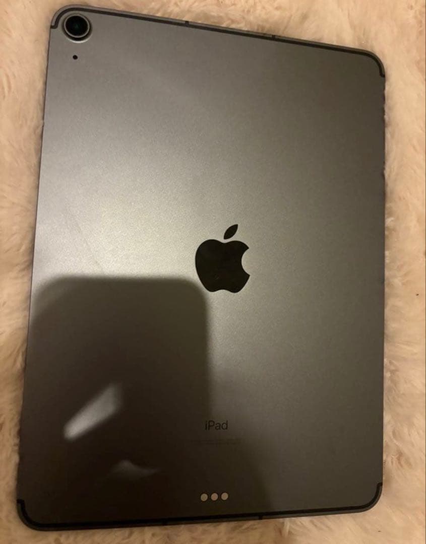 Apple iPad Air (第4世代) 64GB セルラーモデル