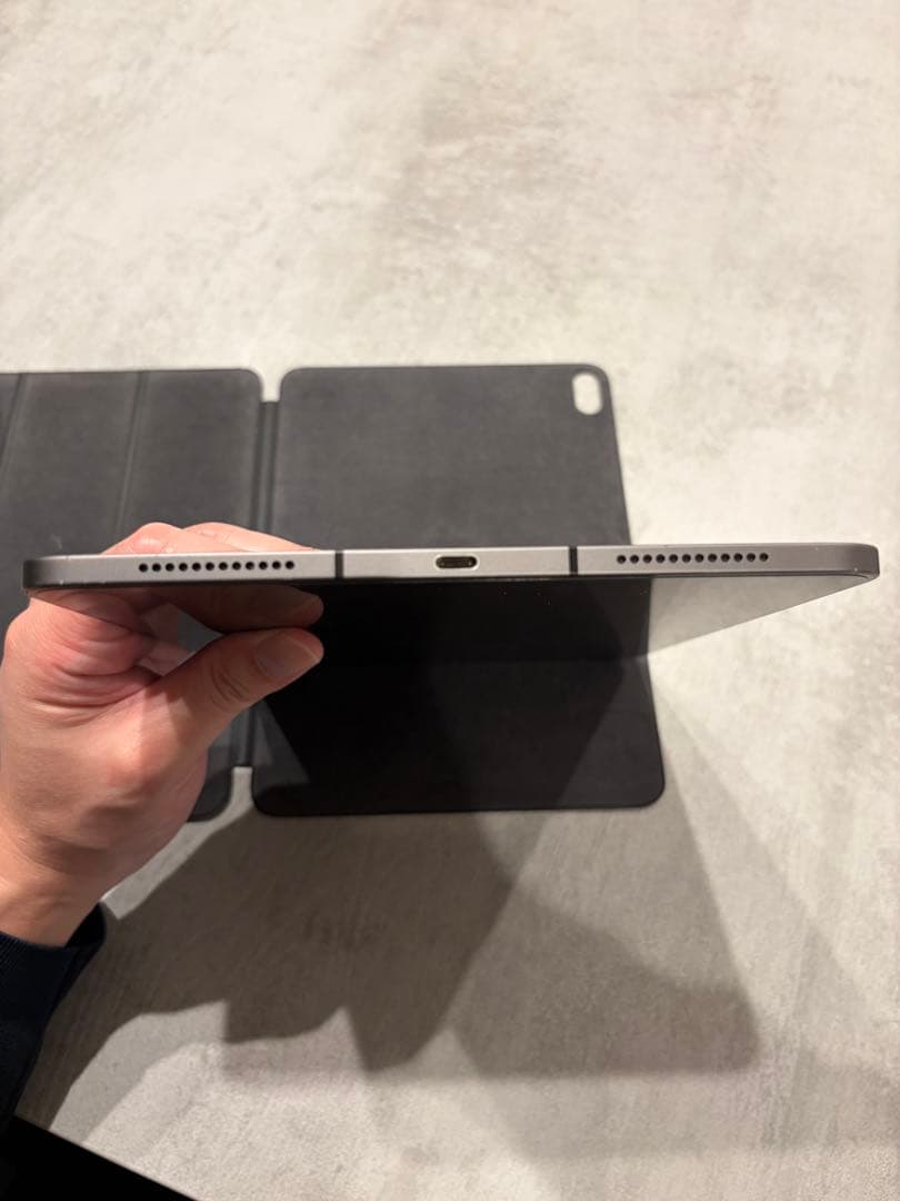 Apple iPad Air 第4世代　64GB セルラーモデル