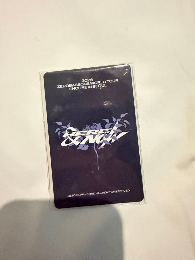 zerobaseone ジップアップパーカー　ギュビントレカのみ