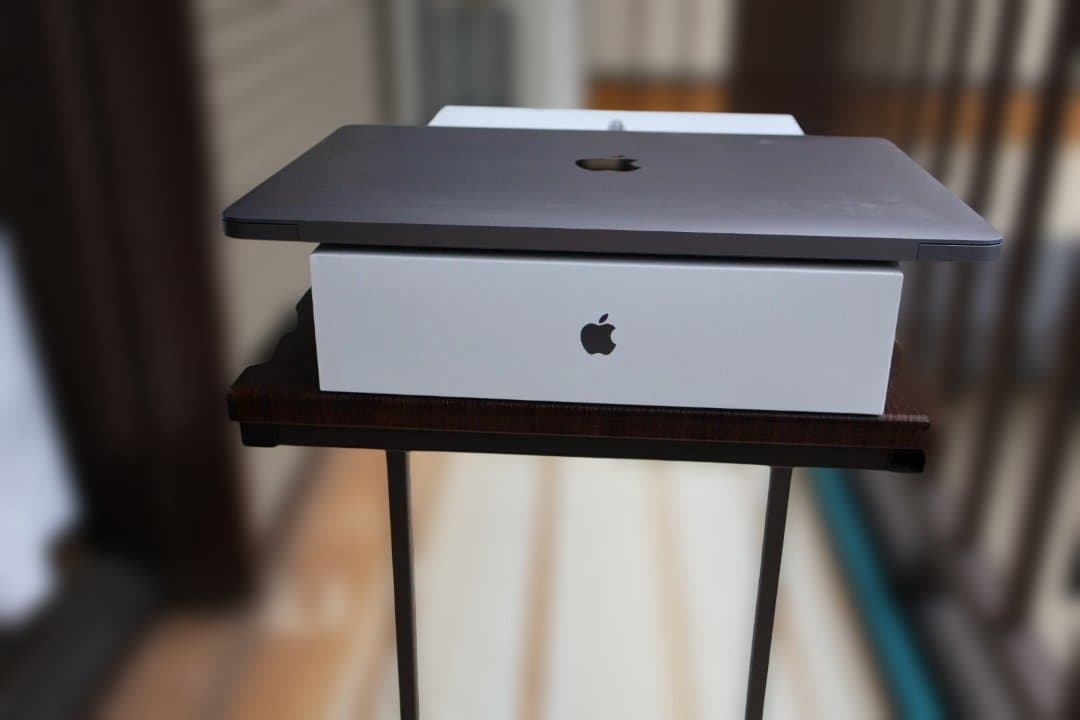 MacBook Air M1 8GB 256GB 箱あり 充電器なし