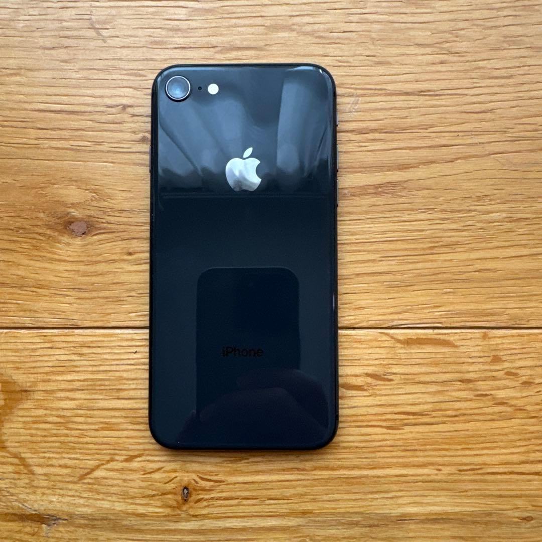 Apple iPhone8 64G スペースグレー