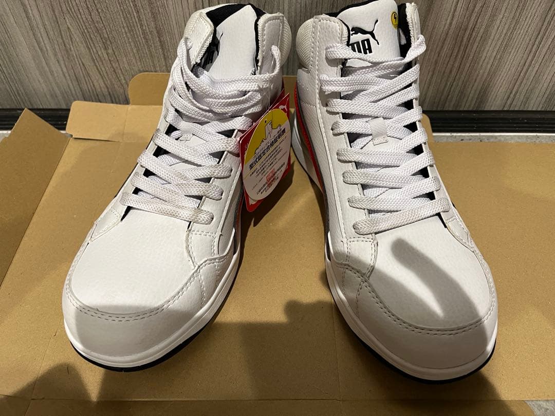 Takaさん専用Puma ハイカットスニーカー ホワイト/レッド