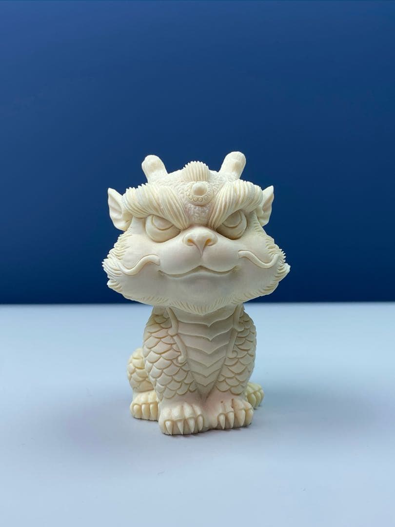 天然マンモス牙美しい手作り彫刻 龍行天下 置物飾り