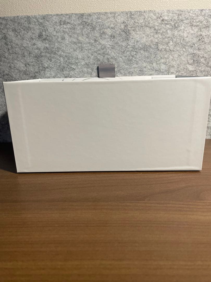 ニュースキン genLOC ルミスパ 美顔器 本体＋充電スタンド 箱あり 美品